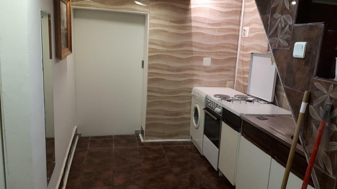 Neno Hotel Загреб Екстериор снимка